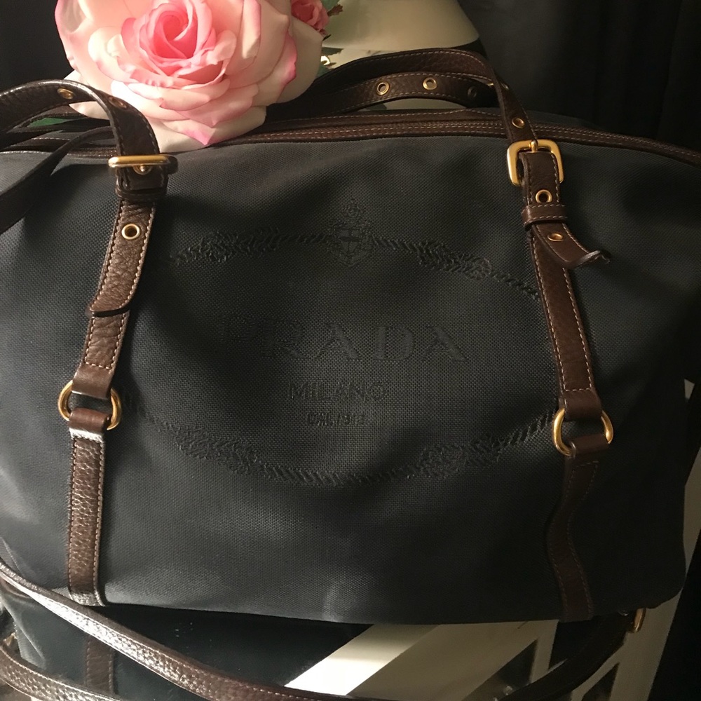 Prada ♥️handbag 100% authentic